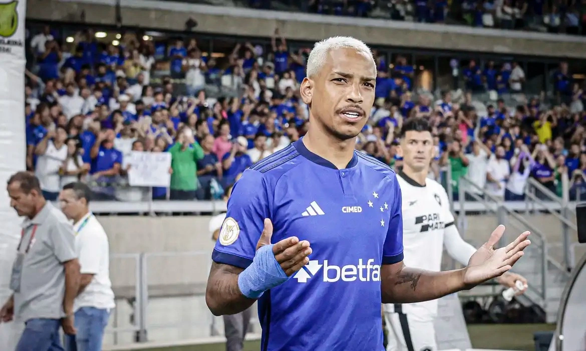 Meio-campista Matheus Pereira é convocado para seleção brasileira