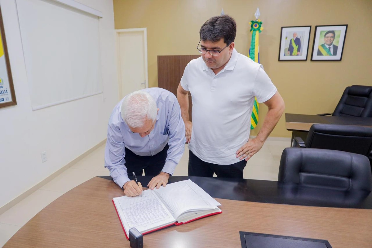 Rafael Fonteles viaja à Ásia e Themístocles Filho assume Governo do Piauí