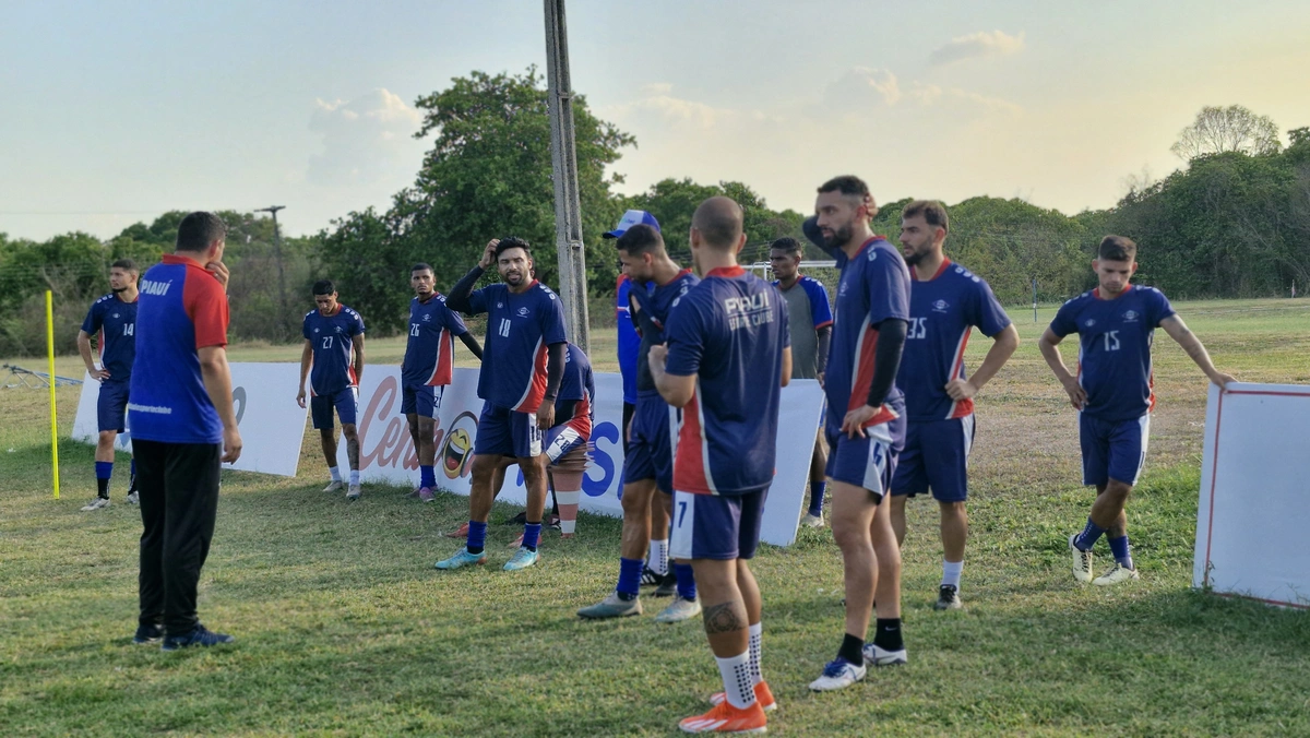 Treino do Piauí EC