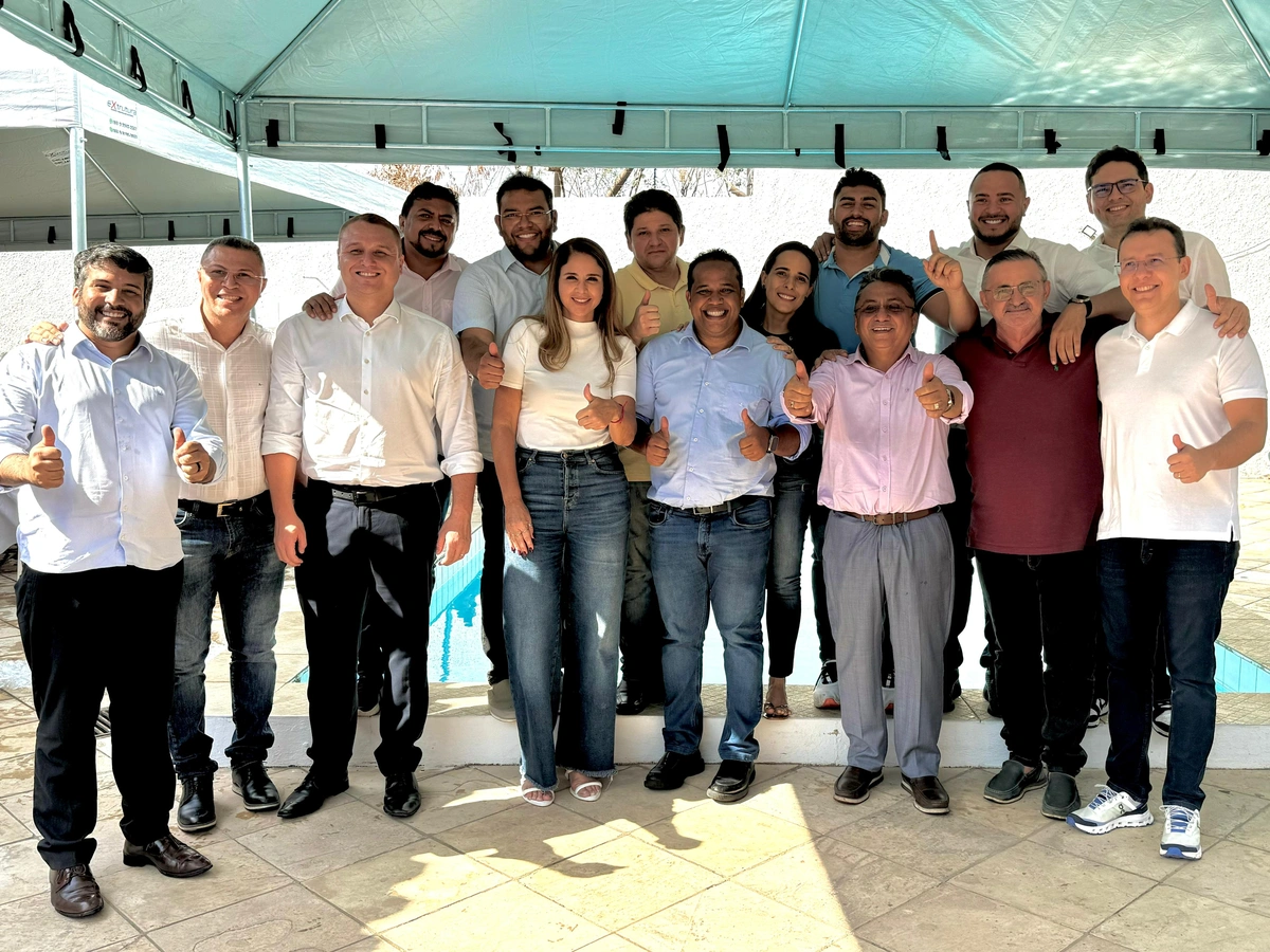 Vereadores de Teresina se reúnem e declaram apoio a Enzo Samuel
