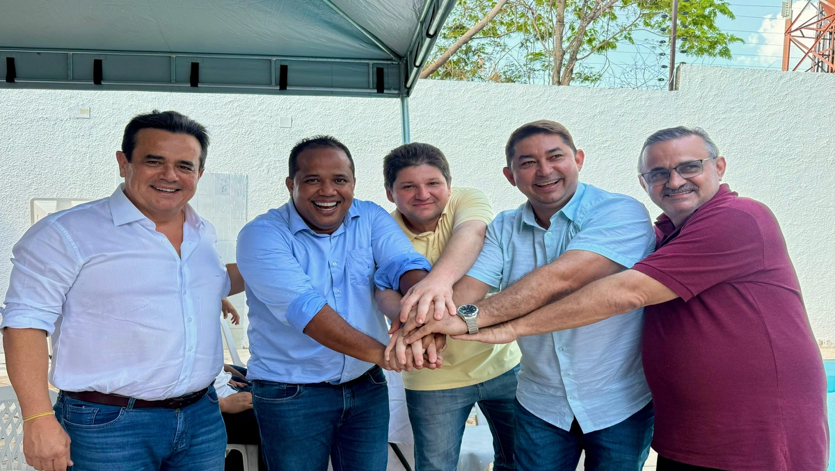 Vereadores de Teresina se reúnem e declaram apoio a Enzo Samuel