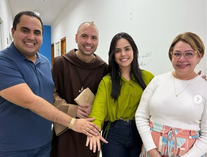 Deputado Georgiano Neto anuncia noivado