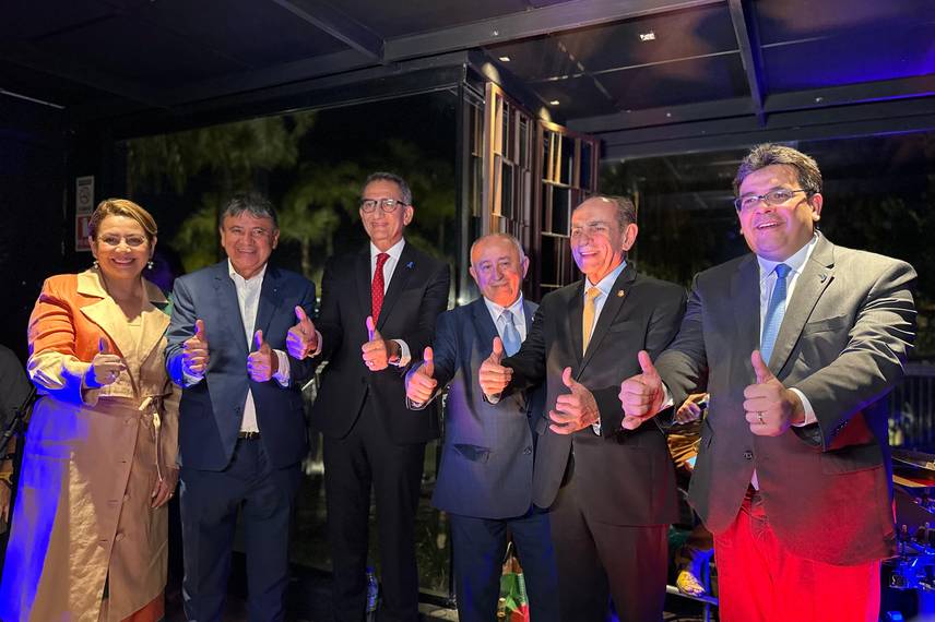 Deputados Federais organizam jantar para prefeitos eleitos do Piauí em Brasília