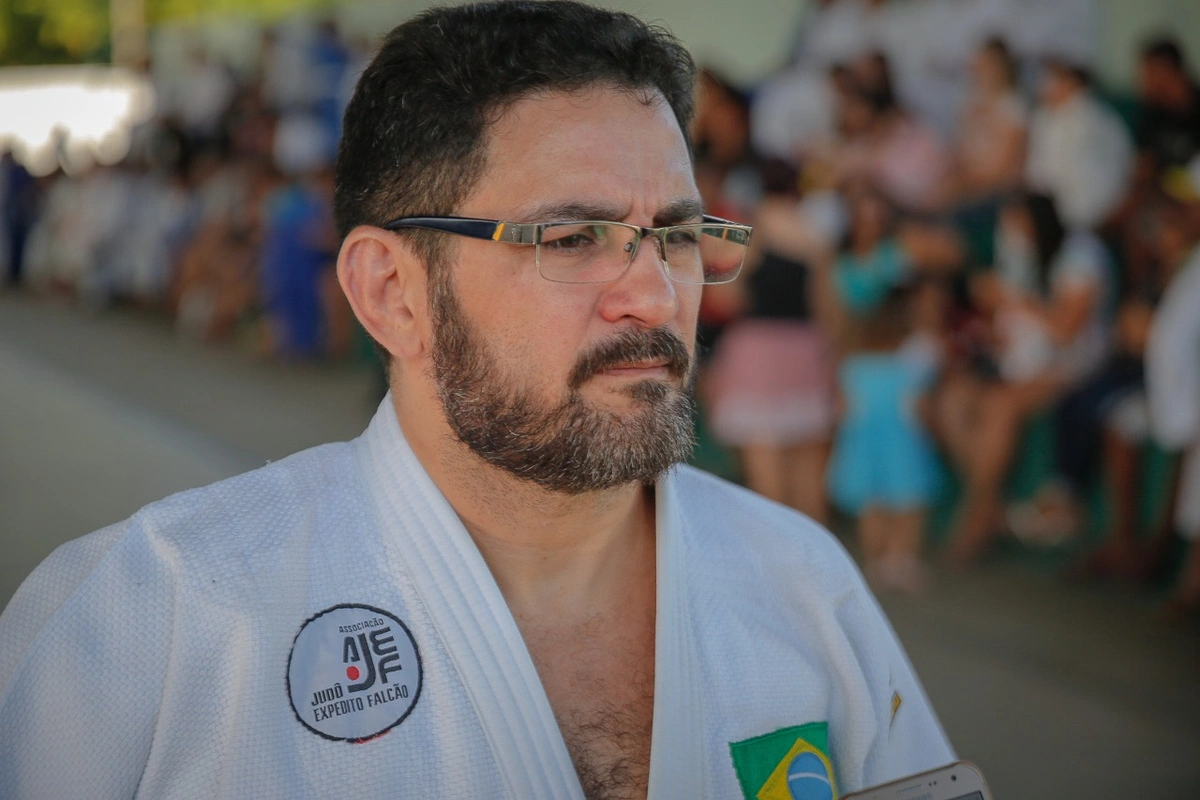 Expedito Falcão, técnico do judô