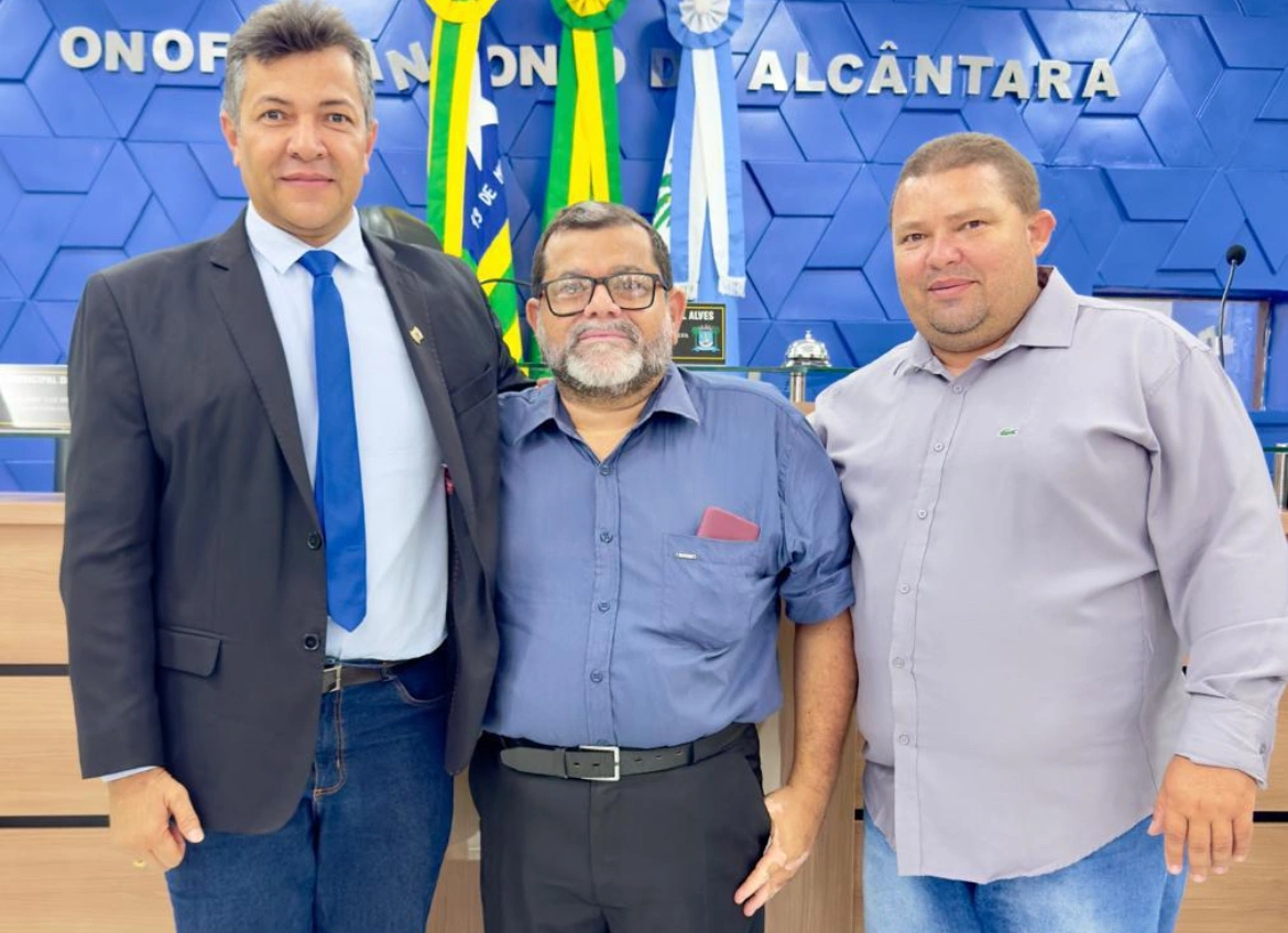 Vereadores de Miguel Alves aprovam lei sobre cultura local e homenageiam escritor