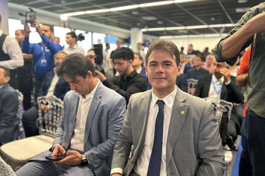 Aeroporto de Teresina recebe novas estruturas com investimento de R$ 166 milhões Aeroporto de Teresina recebe novas estruturas com investimento de R$ 166 milhões