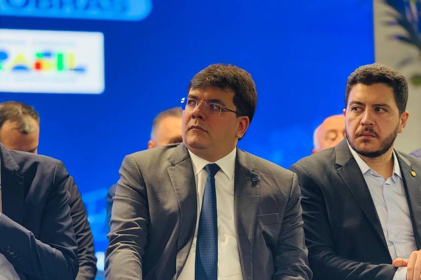 Aeroporto de Teresina recebe novas estruturas com investimento de R$ 166 milhões Aeroporto de Teresina recebe novas estruturas com investimento de R$ 166 milhões