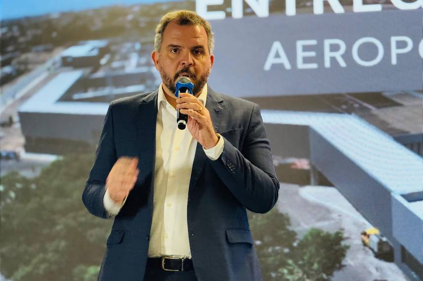 Aeroporto de Teresina recebe novas estruturas com investimento de R$ 166 milhões Aeroporto de Teresina recebe novas estruturas com investimento de R$ 166 milhões