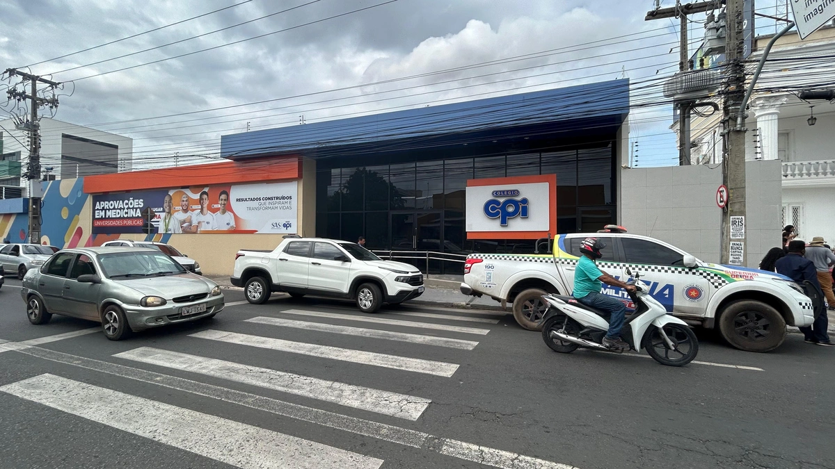 Aluna atira contra estudante no colégio CPI, no Centro de Teresina