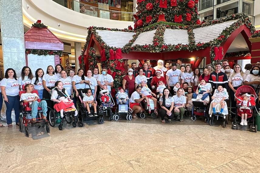 Crianças em tratamento de AME visitam Papai Noel em Teresina Crianças em tratamento de AME visitam Papai Noel em Teresina