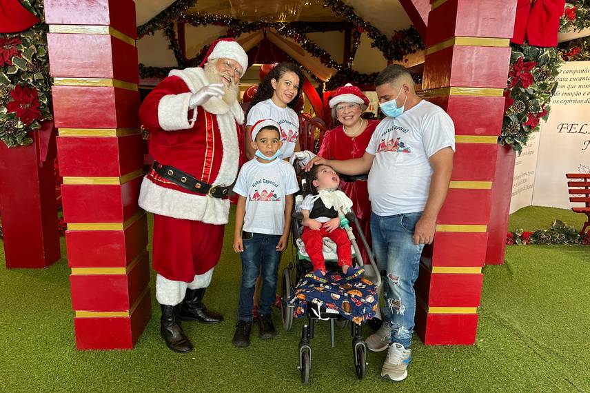 Crianças em tratamento de AME visitam Papai Noel em Teresina Crianças em tratamento de AME visitam Papai Noel em Teresina