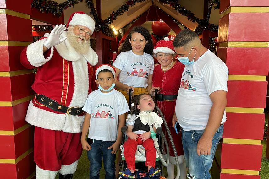 Crianças em tratamento de AME visitam Papai Noel em Teresina Crianças em tratamento de AME visitam Papai Noel em Teresina
