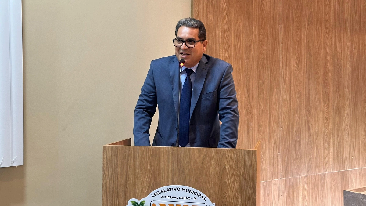 Demerval Lobão celebra 61 anos com homenagens e grande festa