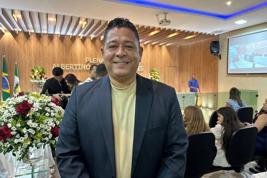 Demerval Lobão celebra 61 anos com homenagens e grande festa Demerval Lobão celebra 61 anos com homenagens e grande festa