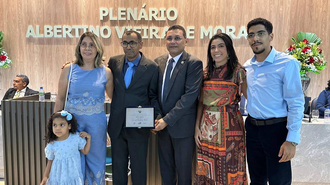 Demerval Lobão celebra 61 anos com homenagens e grande festa