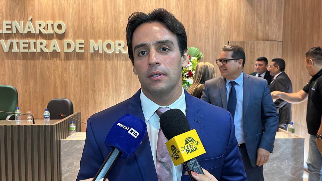 Demerval Lobão celebra 61 anos com homenagens e grande festa