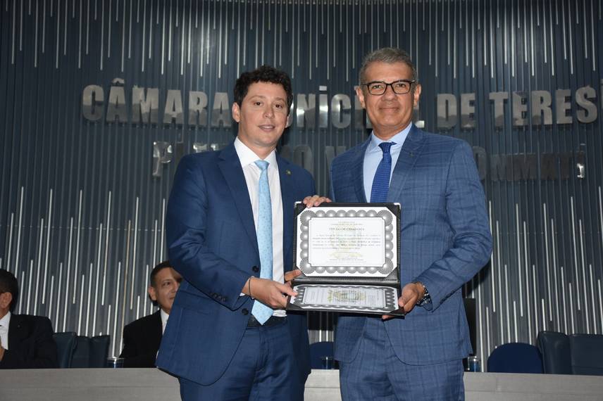 Desembargador José Wilson é homenageado com Título de Cidadão Teresinense Desembargador José Wilson é homenageado com Título de Cidadão Teresinense