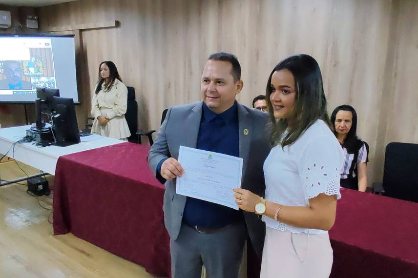 Eleitos de Ribeiro Gonçalves e Baixa Grande do Ribeiro são diplomados para 2025 Eleitos de Ribeiro Gonçalves e Baixa Grande do Ribeiro são diplomados para 2025