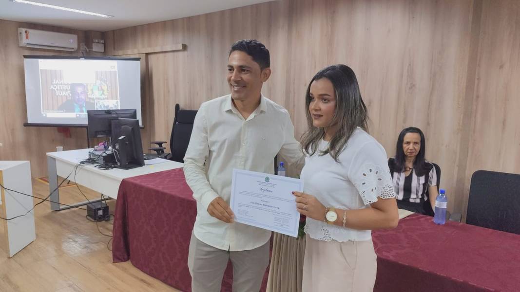 Eleitos de Ribeiro Gonçalves e Baixa Grande do Ribeiro são diplomados para 2025