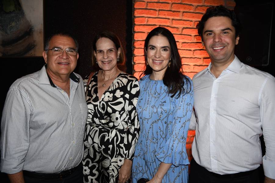 Empresário João Claudino Fernandes Júnior é Homenageado em jantar festivo