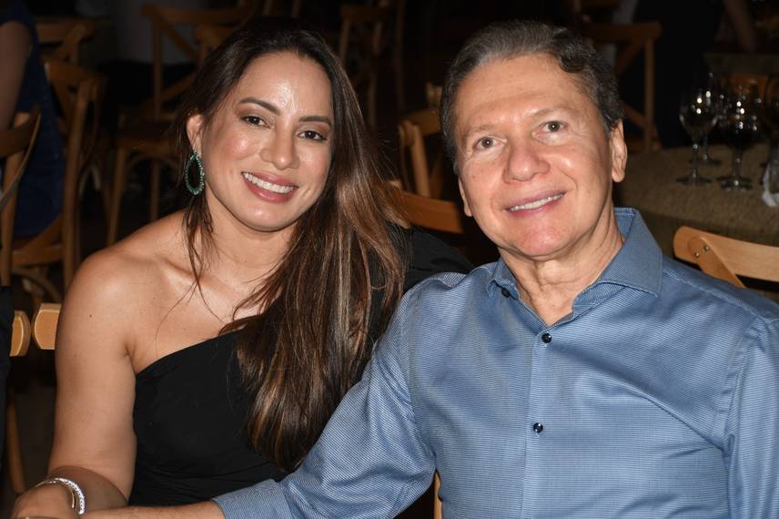 Empresário João Claudino Fernandes Júnior é Homenageado em jantar festivo Empresário João Claudino Fernandes Júnior é Homenageado em jantar festivo
