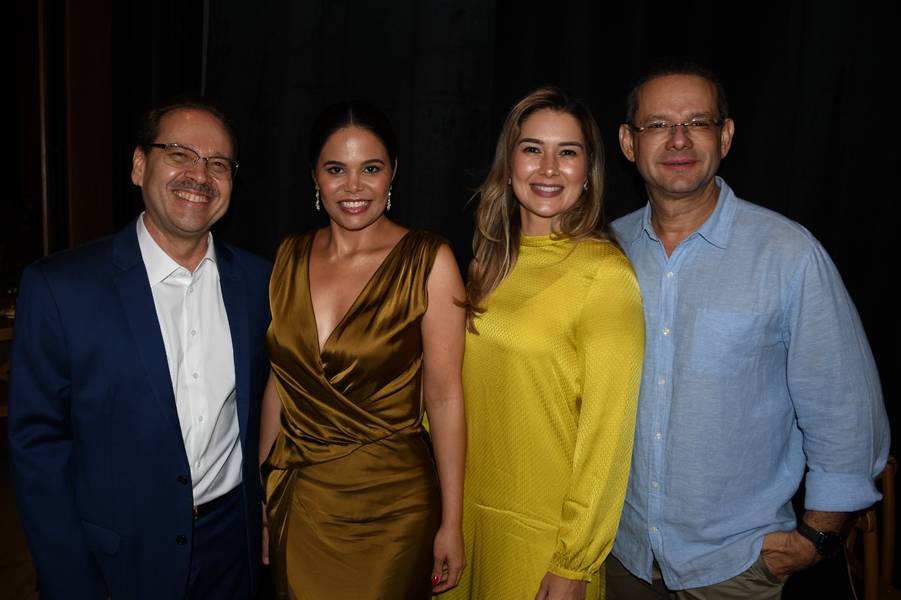 Empresário João Claudino Fernandes Júnior é Homenageado em jantar festivo