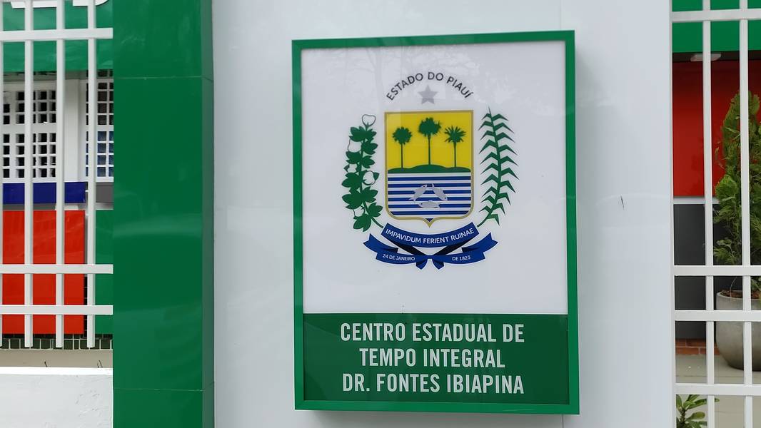 Entrega da reforma do Ceti Dr Fontes Ibiapina