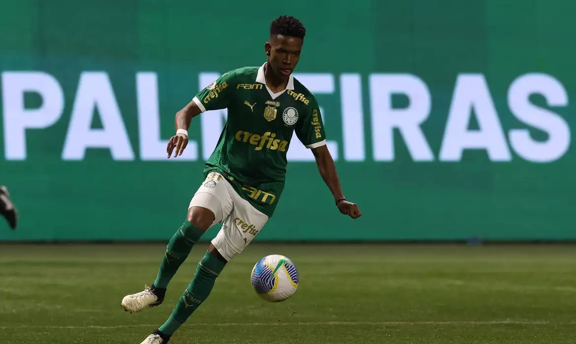 Estevão, atacante do Palmeiras