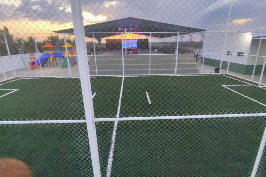 Ginásio Estadual e Centro Educacional Esportivo são inaugurados em Esperantina Ginásio Estadual e Centro Educacional Esportivo são inaugurados em Esperantina