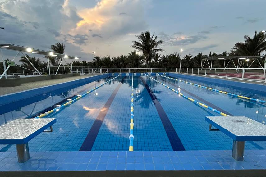 Ginásio Estadual e Centro Educacional Esportivo são inaugurados em Esperantina Ginásio Estadual e Centro Educacional Esportivo são inaugurados em Esperantina
