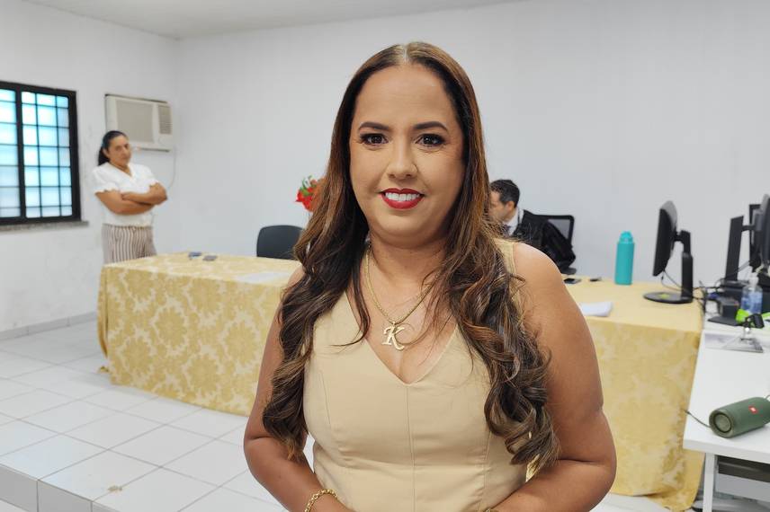 Prefeita, vice-prefeito e vereadores eleitos são diplomados em Cocal Telha Prefeita, vice-prefeito e vereadores eleitos são diplomados em Cocal Telha