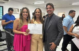 Prefeita, vice-prefeito e vereadores eleitos são diplomados em Cocal Telha (Foto: Conecta Piauí)