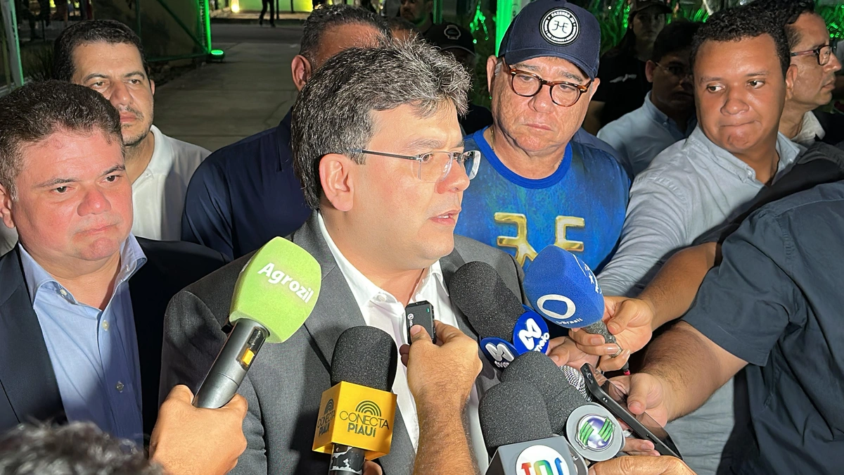 Rafael Fonteles homenageia grandes nomes do agronegócio piauiense durante Expoapi