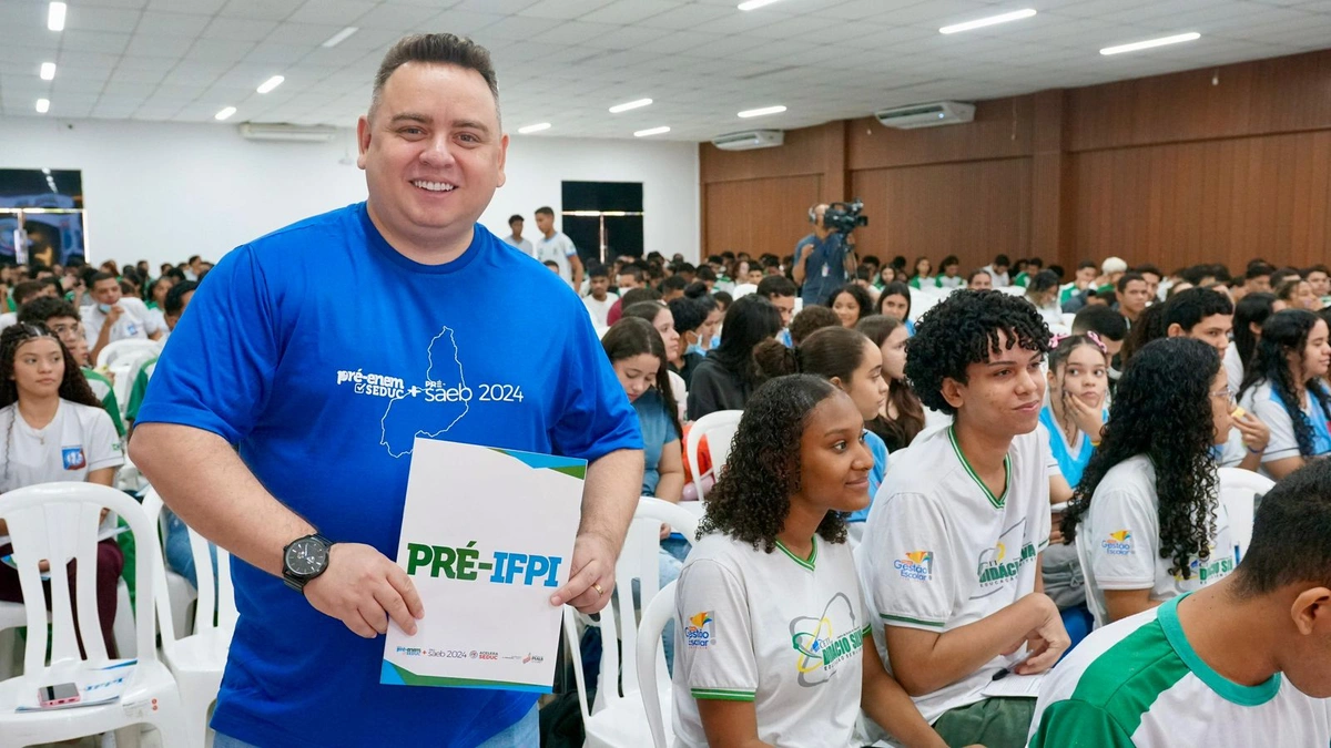Seduc faz revisão para vestibular do IFPI com mais de 600 estudantes em Teresina