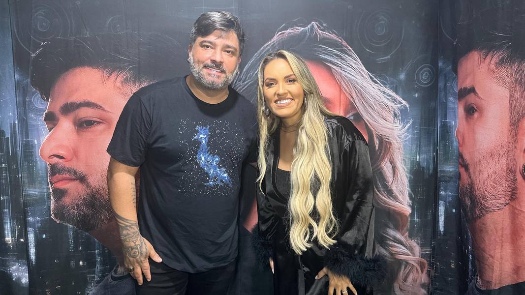 Show da banda Seu Desejo arrasta multidão e marca os 61 anos de Demerval Lobão