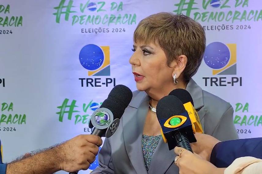 Sílvio Mendes, Jeová Alencar, vereadores e suplentes eleitos são diplomados em THE Sílvio Mendes, Jeová Alencar, vereadores e suplentes eleitos são diplomados em THE