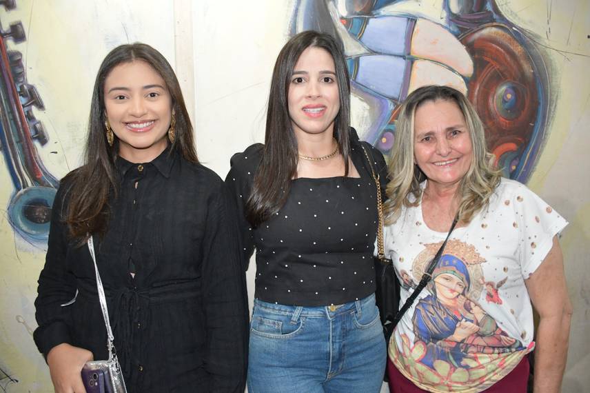 Zeca Baleiro encanta Teresina com show no Theatro 4 de Setembro Zeca Baleiro encanta Teresina com show no Theatro 4 de Setembro