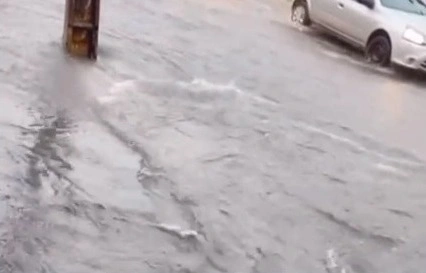 Avenida Principal do Dirceu alaga no período chuvoso