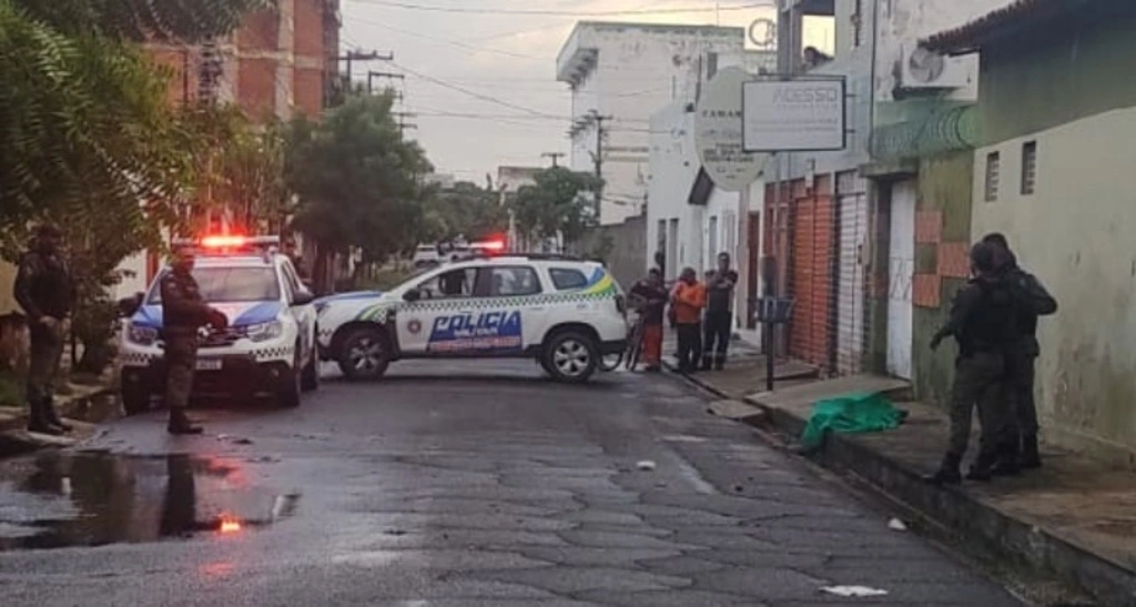 Bandido é morto a tiros durante tentativa de assalto no Centro de Teresina