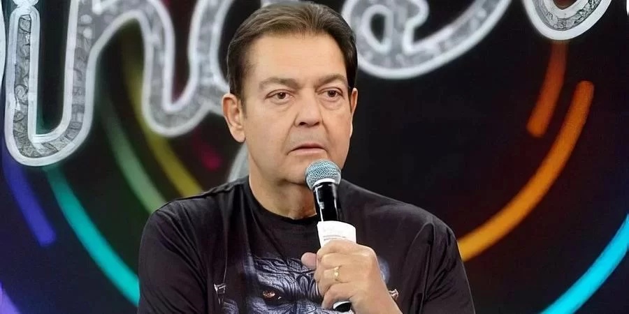 Faustão passa por cirurgia de transplante e ganha novo rim; veja o boletim