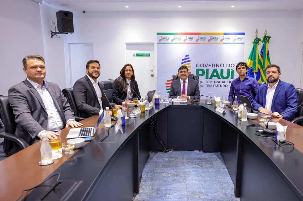 Governo fecha parceria com Google para ensino de Inteligência Artificial no Piauí