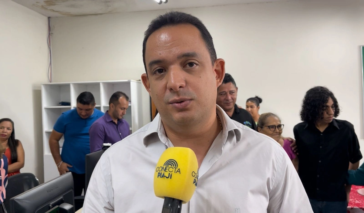 Jovem autista de Demerval Lobão passa para Direito através do ENEM