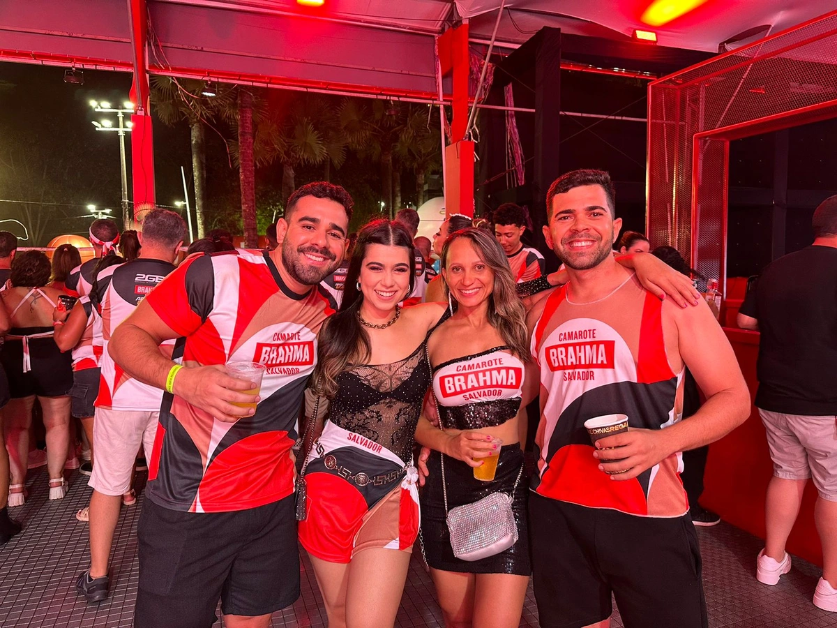 Lucas, Leandro, Fernanda e Jucelia (MG) no Camarote Brahma
