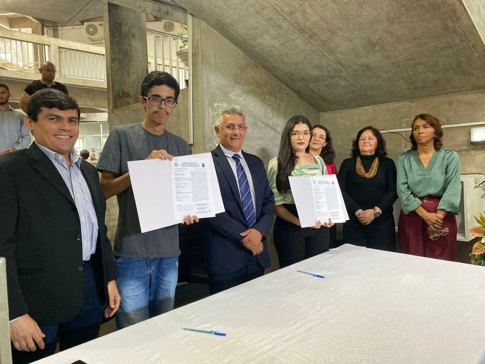Tomam posse os novos docentes e técnicos aprovados em concurso da Uespi
