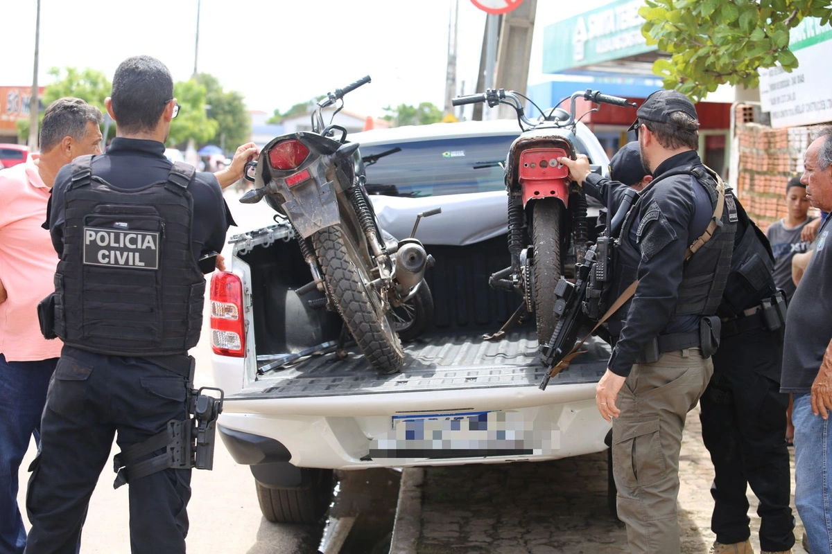 Blitzen resultam em recuperação de veículos e prisão em Teresina e Barras