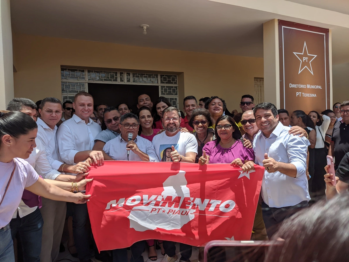 Evento de filiação ao PT no Diretório Municipal em Teresina