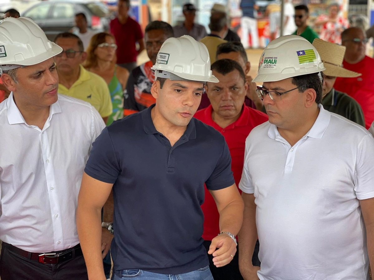 inauguração BR - 316 / Elesbão Veloso/ Francinópolis (DER)