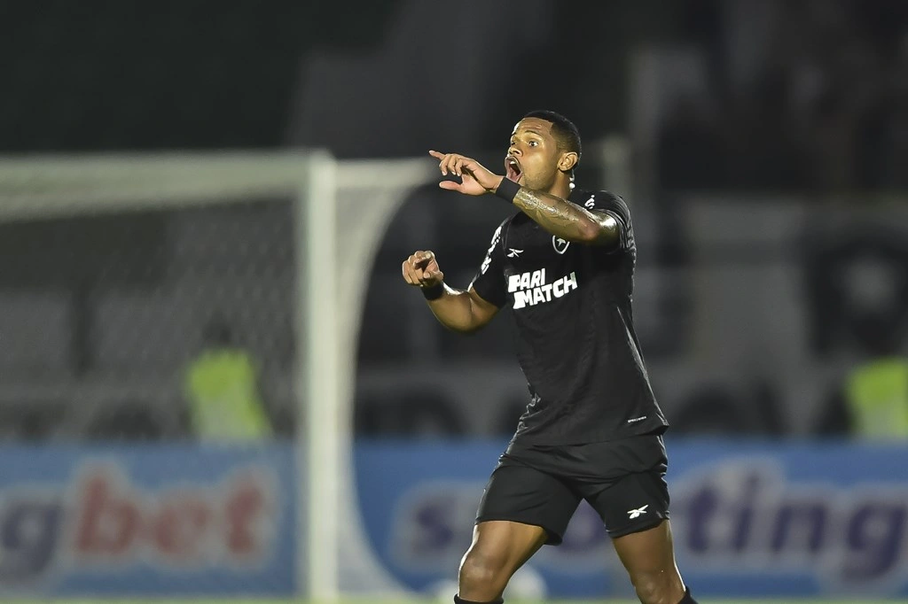 Júnior Santos