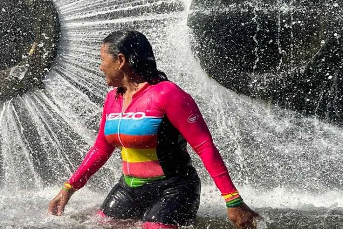 Na foto a ciclista Maristela Lemos