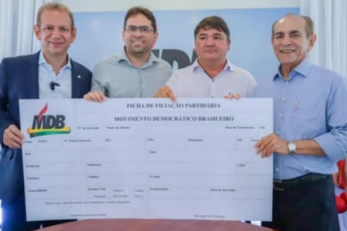 Neto Caxeiro e Graxeta no meio